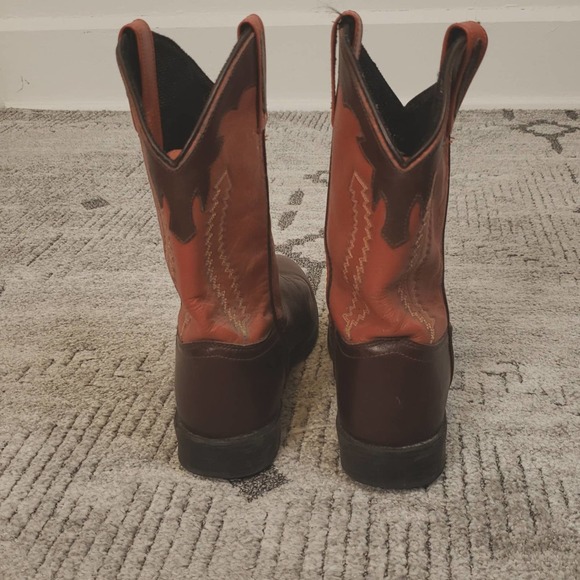 Old West Short Shaft Red Cowboy Boots - Picture 5 of 9